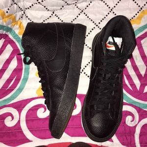 Black Nike high-tops